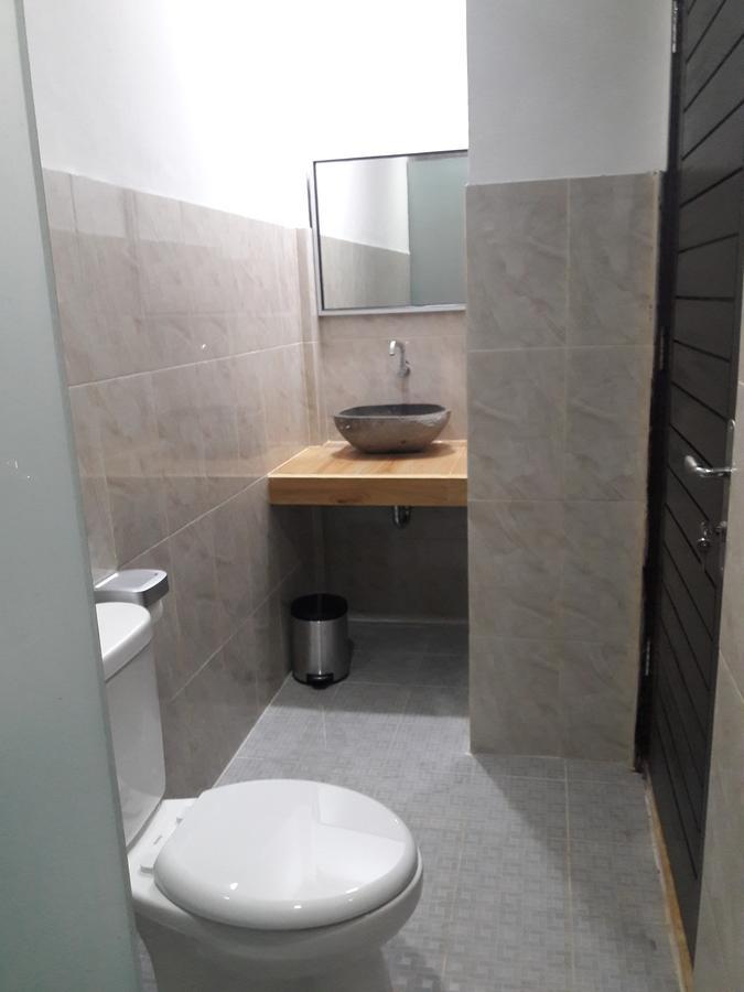 מטאראם Puji Homestay מראה חיצוני תמונה
